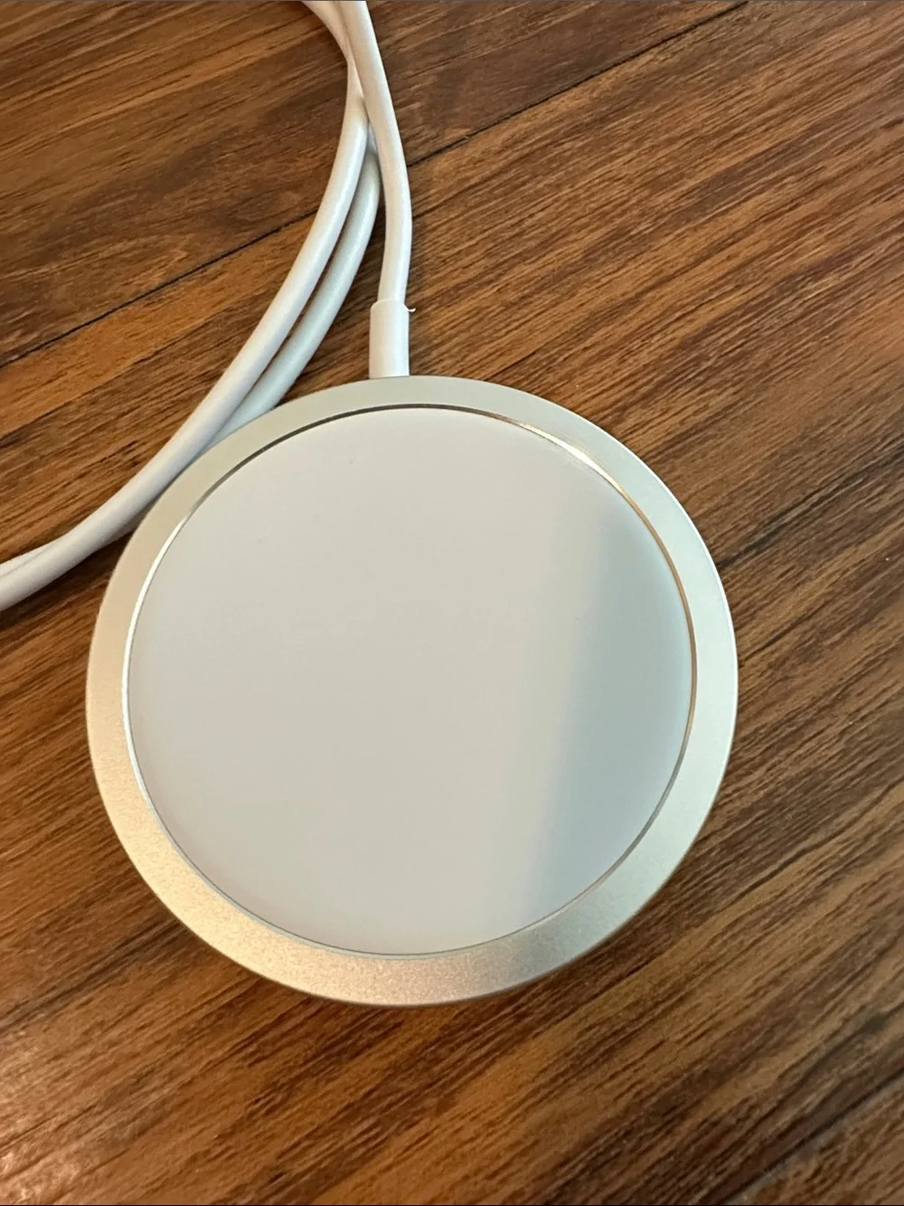 Apple MagSafe Charger (2025)